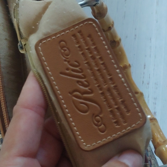 RELIC WOVEN HANDBAG - Picture 7 of 9